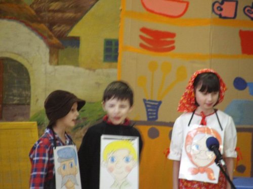 Hraje celá dědina aneb S veselou myslí na nesmysly. - 18.3.2006